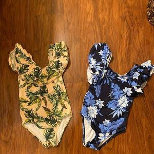 Janie and Jack Girl Size 4 Set of 2 bathing suits, Pink/Green Palm & Blue Floral